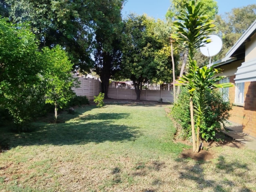 To Let 3 Bedroom Property for Rent in Protea Park North West